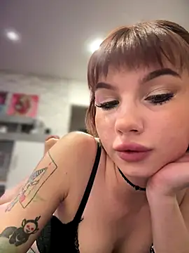 Snapshot of nika666 chatting on October 12, 2025, 2:27 pm nika666 online show from October 12, 2025, 2:27 pm