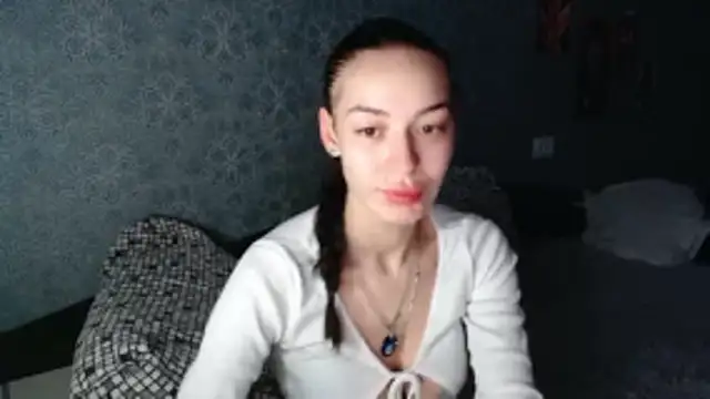 Daphne Darkthorn online show from November 10, 2025, 2:54 am