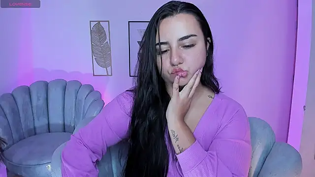 Snapshot of Gabriella_evans_ chatting on November 1, 2025, 11:23 am Gabriella evans online show from November 1, 2025, 11:23 am