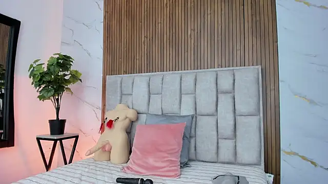 Snapshot of Sassha_ferrer chatting on November 28, 2025, 7:38 pm Sassha ferrer online show from November 28, 2025, 7:38 pm