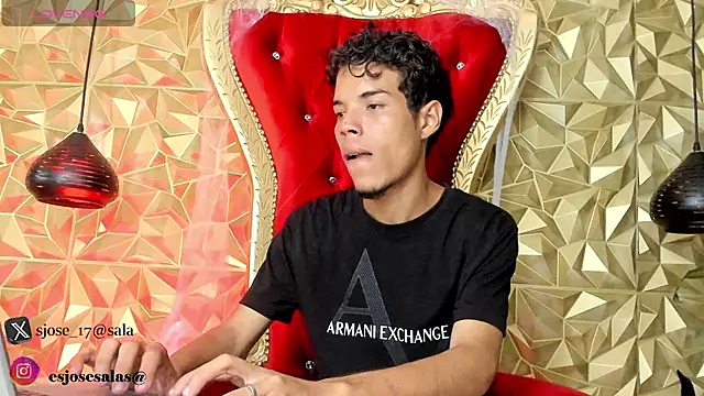 jhojan foxxx  online show from November 1, 2025, 4:14 am