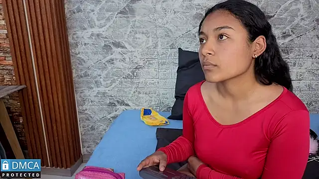 taylorexotic online show from December 1, 2025, 7:30 pm