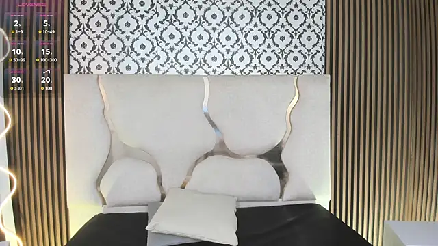 Snapshot of BEELLA_TAY1 chatting on October 21, 2025, 6:41 pm BEELLA TAY1 online show from October 21, 2025, 6:41 pm