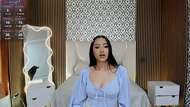 Snapshot of BEELLA_TAY1 chatting on November 5, 2025, 2:06 pm BEELLA TAY1 online show from November 5, 2025, 2:06 pm