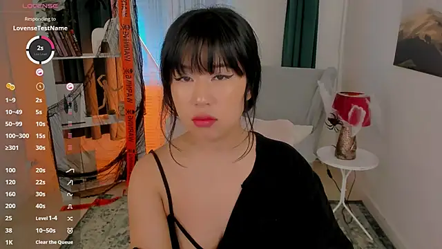 Snapshot of Erika_Kim chatting on October 27, 2025, 6:06 am Erika Kim online show from October 27, 2025, 6:06 am