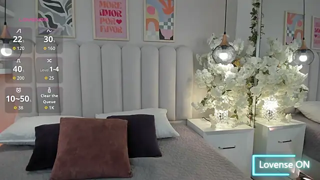 Snapshot of Isabella__gonzalez_ chatting on November 7, 2025, 5:40 am Isabella gonzalez online show from November 7, 2025, 5:40 am