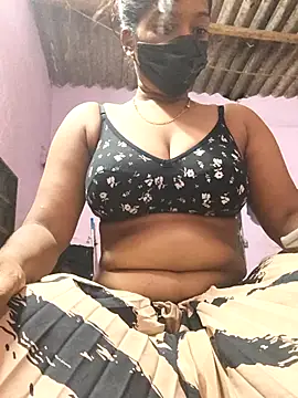 Snapshot of sherintamilponnu chatting on October 14, 2025, 4:52 pm sherintamilponnu online show from October 14, 2025, 4:52 pm