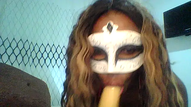 wchocolate online show from October 19, 2025, 3:56 pm