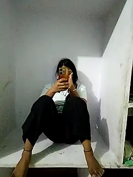 Snapshot of PG_girl_12th chatting on October 30, 2025, 5:35 pm PG girl 12th online show from October 30, 2025, 5:35 pm