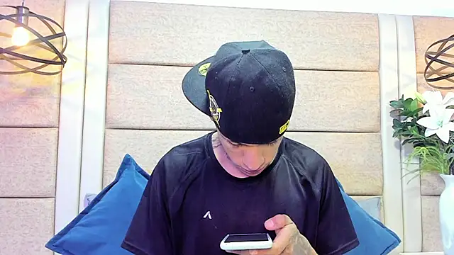 GaelCarter online show from November 13, 2025, 12:53 am