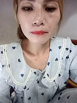 Snapshot of Labi2k chatting on October 13, 2025, 2:06 pm Labi2k online show from October 13, 2025, 2:06 pm