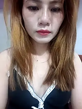 Snapshot of Labi2k chatting on October 19, 2025, 7:03 pm Labi2k online show from October 19, 2025, 7:03 pm