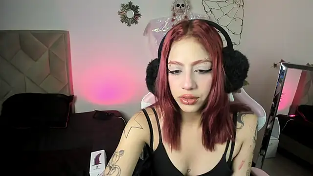 Vicky Boop online show from October 15, 2025, 1:00 pm