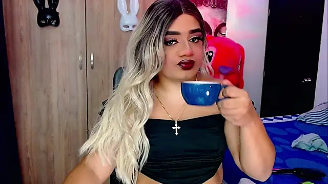 Snapshot of Sofiabigcock22 chatting on October 27, 2025, 11:14 am Sofiabigcock22 online show from October 27, 2025, 11:14 am