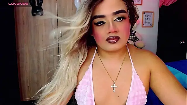 Snapshot of Sofiabigcock22 chatting on November 11, 2025, 11:32 am Sofiabigcock22 online show from November 11, 2025, 11:32 am