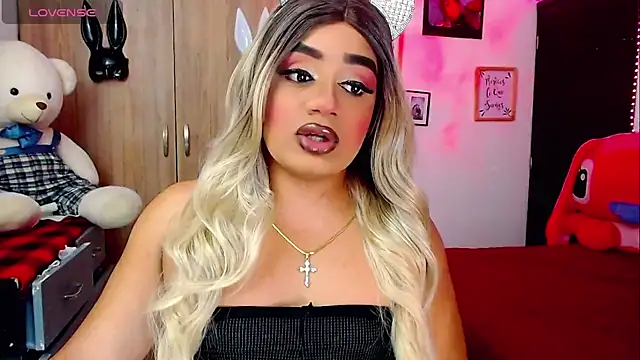 Snapshot of Sofiabigcock22 chatting on December 14, 2025, 5:02 am Sofiabigcock22 online show from December 14, 2025, 5:02 am