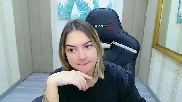 Dana Beck online show from December 1, 2025, 9:09 pm