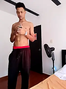 Ruberga20 online show from December 3, 2025, 1:42 pm