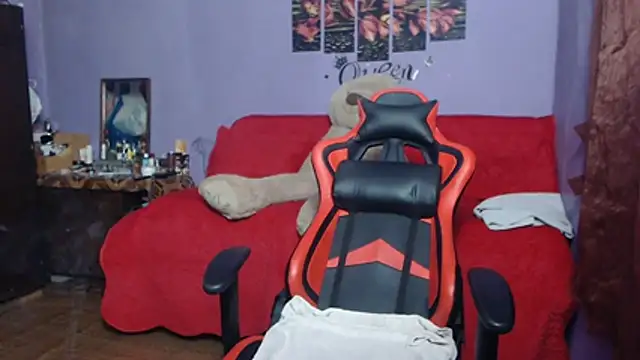 diavolinahott online show from November 21, 2025, 10:30 pm