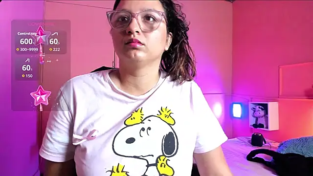 Snapshot of NerdyTHICC chatting on October 20, 2025, 12:05 pm NerdyTHICC online show from October 20, 2025, 12:05 pm