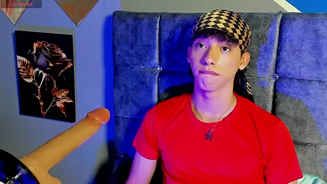 kalet-skinny online show from November 8, 2025, 12:49 pm