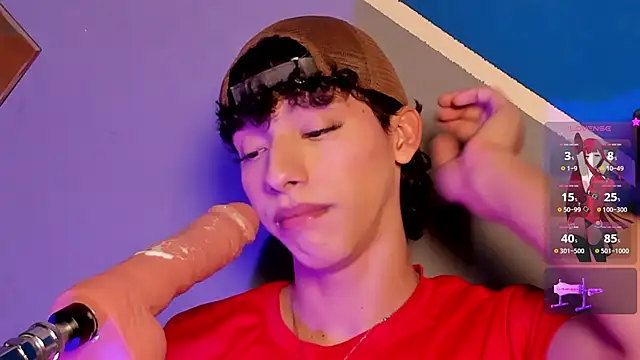 kalet-skinny online show from November 18, 2025, 12:42 pm