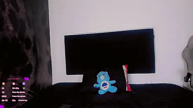 Snapshot of ANGEL_EVIL_S7 chatting on October 26, 2025, 12:00 pm ANGEL EVIL S7 online show from October 26, 2025, 12:00 pm