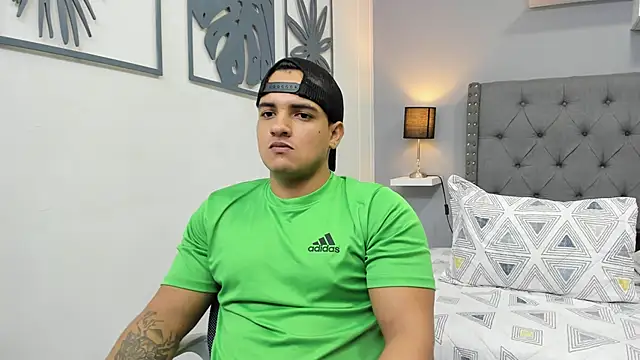 violeta and maxx online show from November 28, 2025, 12:13 am