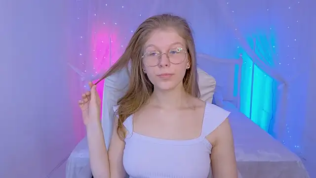 Snapshot of Angelie__Eyes chatting on November 30, 2025, 3:27 pm Angelie Eyes online show from November 30, 2025, 3:27 pm