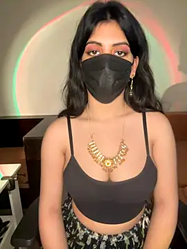 Snapshot of hey_wifey chatting on November 23, 2025, 4:51 pm hey wifey online show from November 23, 2025, 4:51 pm