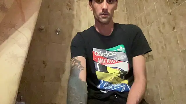 lucky1661 online show from October 26, 2025, 1:22 am