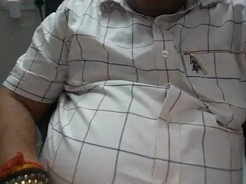 Snapshot of sassycouple3x chatting on November 5, 2025, 11:54 am sassycouple3x online show from November 5, 2025, 11:54 am