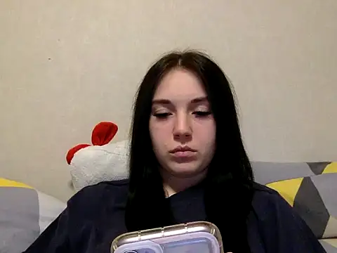 Snapshot of Polly29332 chatting on October 26, 2025, 6:47 pm Polly29332 online show from October 26, 2025, 6:47 pm