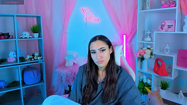 Snapshot of RebeckaThornton chatting on November 3, 2025, 9:54 am RebeckaThornton online show from November 3, 2025, 9:54 am