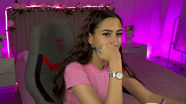 Snapshot of RebeckaThornton chatting on November 17, 2025, 3:18 pm RebeckaThornton online show from November 17, 2025, 3:18 pm