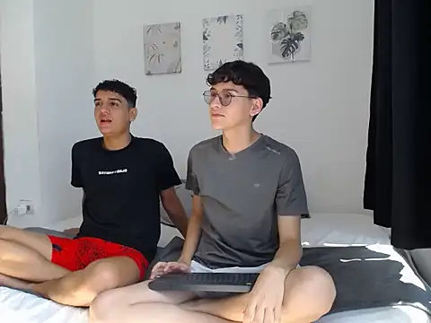 SpritzBoys online show from October 13, 2025, 2:06 pm