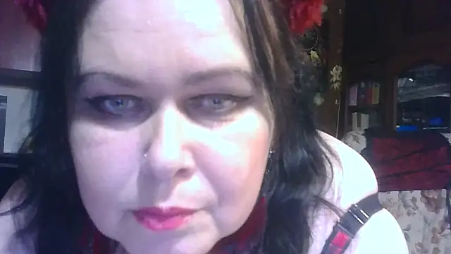 CharleeKendall online show from November 1, 2025, 5:15 pm