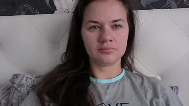 GiaaCaranggi online show from November 15, 2025, 7:05 am