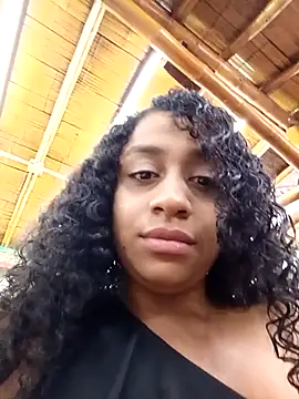 lacrespa24 online show from November 1, 2025, 5:20 am