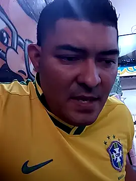 Snapshot of sexyandres_23 chatting on December 14, 2025, 4:23 pm sexyandres 23 online show from December 14, 2025, 4:23 pm