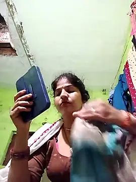 Snapshot of Karishma_cute chatting on October 15, 2025, 6:41 pm Karishma cute online show from October 15, 2025, 6:41 pm