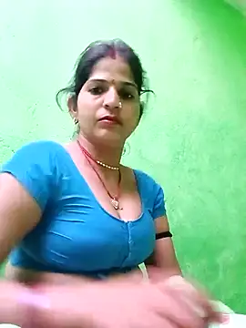 Snapshot of Karishma_cute chatting on October 19, 2025, 12:17 pm Karishma cute online show from October 19, 2025, 12:17 pm