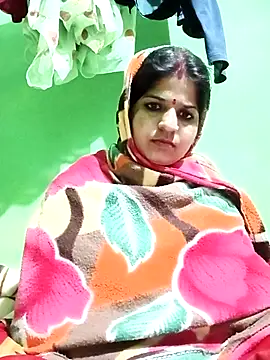 Snapshot of Karishma_cute chatting on November 11, 2025, 7:36 pm Karishma cute online show from November 11, 2025, 7:36 pm