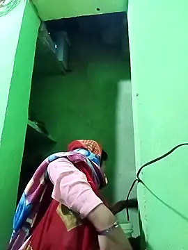 Snapshot of Karishma_cute chatting on November 27, 2025, 1:51 am Karishma cute online show from November 27, 2025, 1:51 am