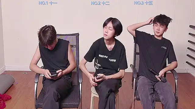 Snapshot of hyboys chatting on October 15, 2025, 10:37 am hyboys online show from October 15, 2025, 10:37 am