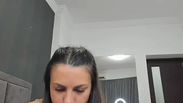 NattyCharm online show from November 21, 2025, 6:01 am