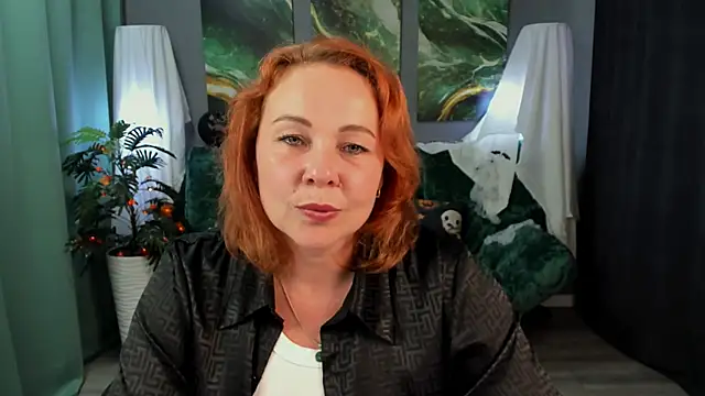 NataliKaminski online show from October 15, 2025, 12:27 pm