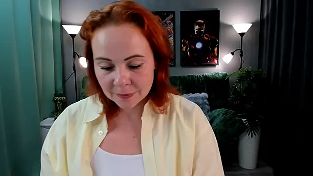 NataliKaminski online show from November 17, 2025, 12:33 pm