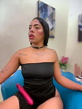 NovaFoxx online show from October 22, 2025, 1:22 pm