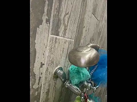 Snapshot of queenkelly1234 chatting on November 22, 2025, 11:20 am queenkelly1234 online show from November 22, 2025, 11:20 am